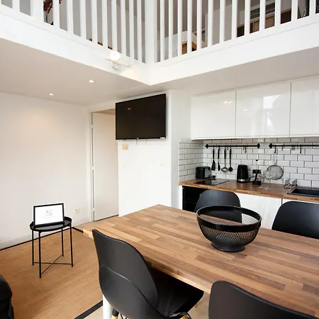 Sunny Duplex By Connexion Apartment Cannes