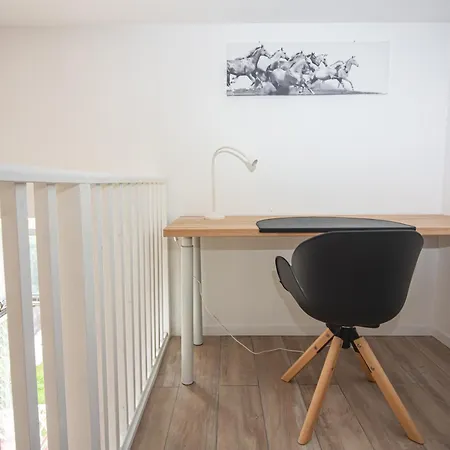 Sunny Duplex By Connexion Apartment